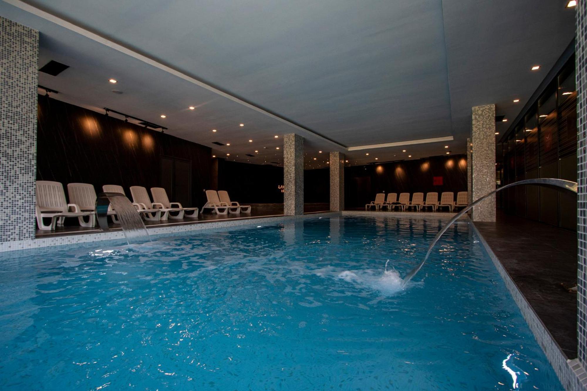 Vermice Hotel Lakeside מראה חיצוני תמונה